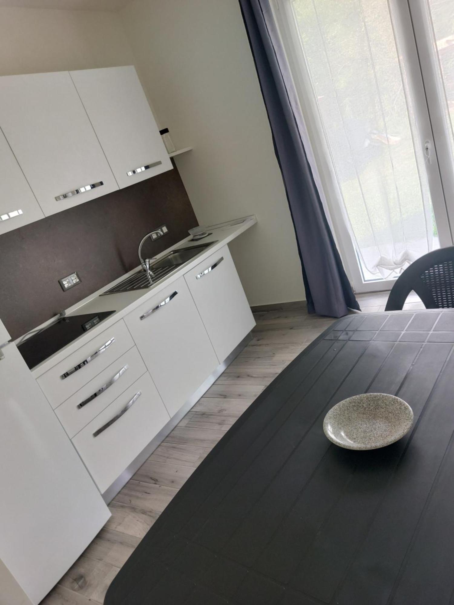 Skylab Hotell Gozzano Exteriör bild